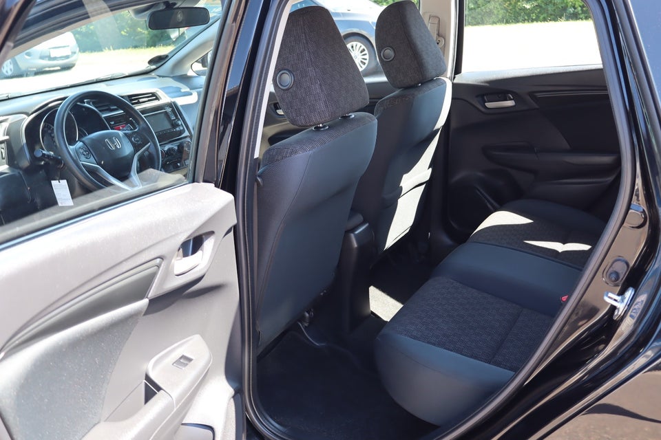 Honda Jazz 1,3 i-VTEC Elegance CVT 5d
