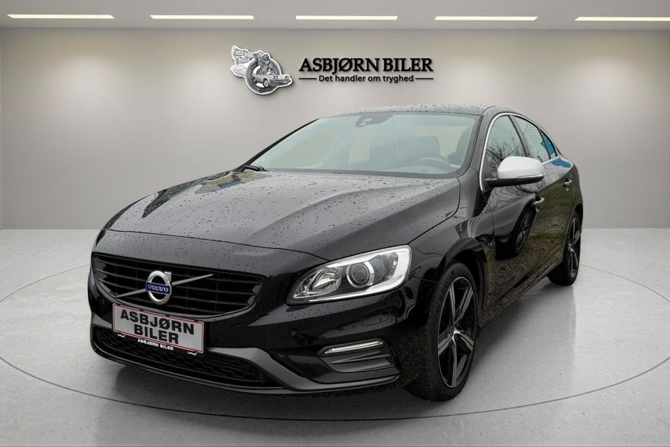 Volvo S60 2,0 T3 152 R-Design 4d