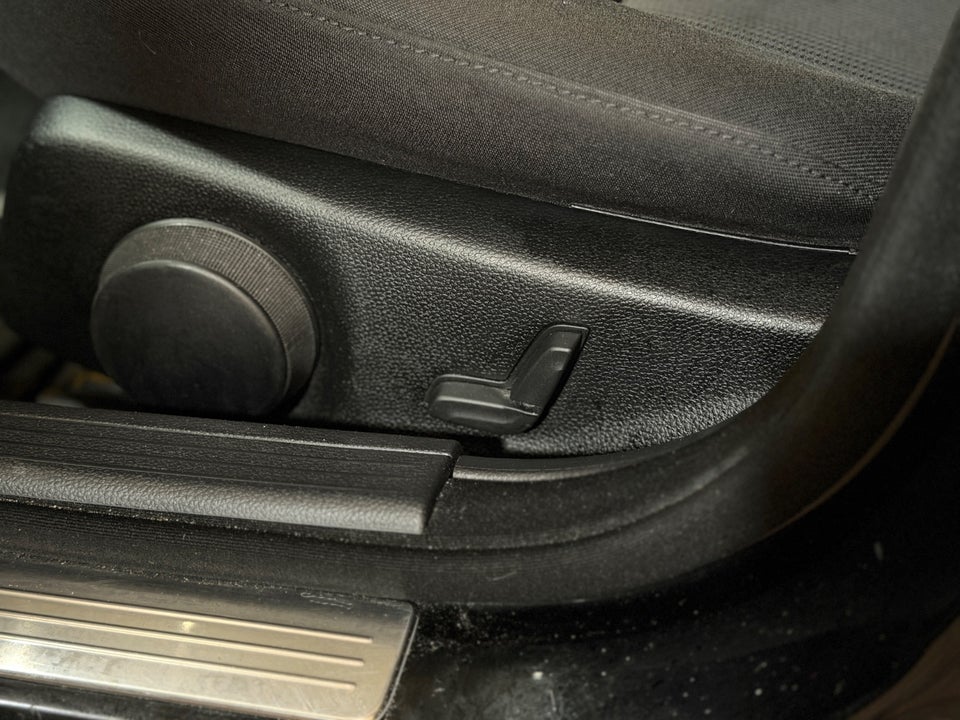 Mercedes C230 2,5 V6 Avantgarde aut. 4d