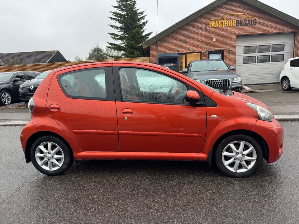 Toyota Aygo 1,0 VVT-i T1 5d