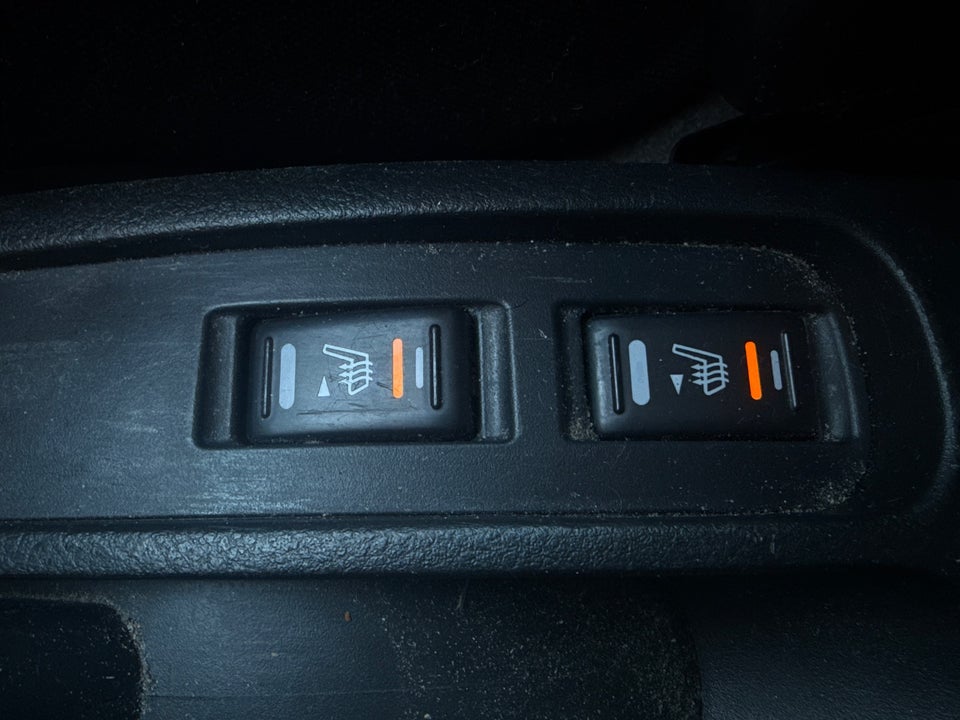 Nissan Note 1,4 Visia 5d