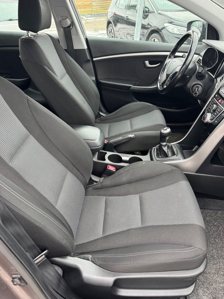 Hyundai i30 1,4 CVVT Comfort 5d