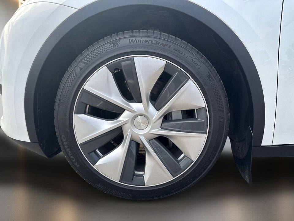 Tesla Model Y RWD 5d