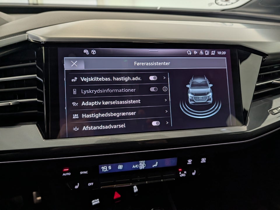 Audi Q4 e-tron 45 S-line 5d