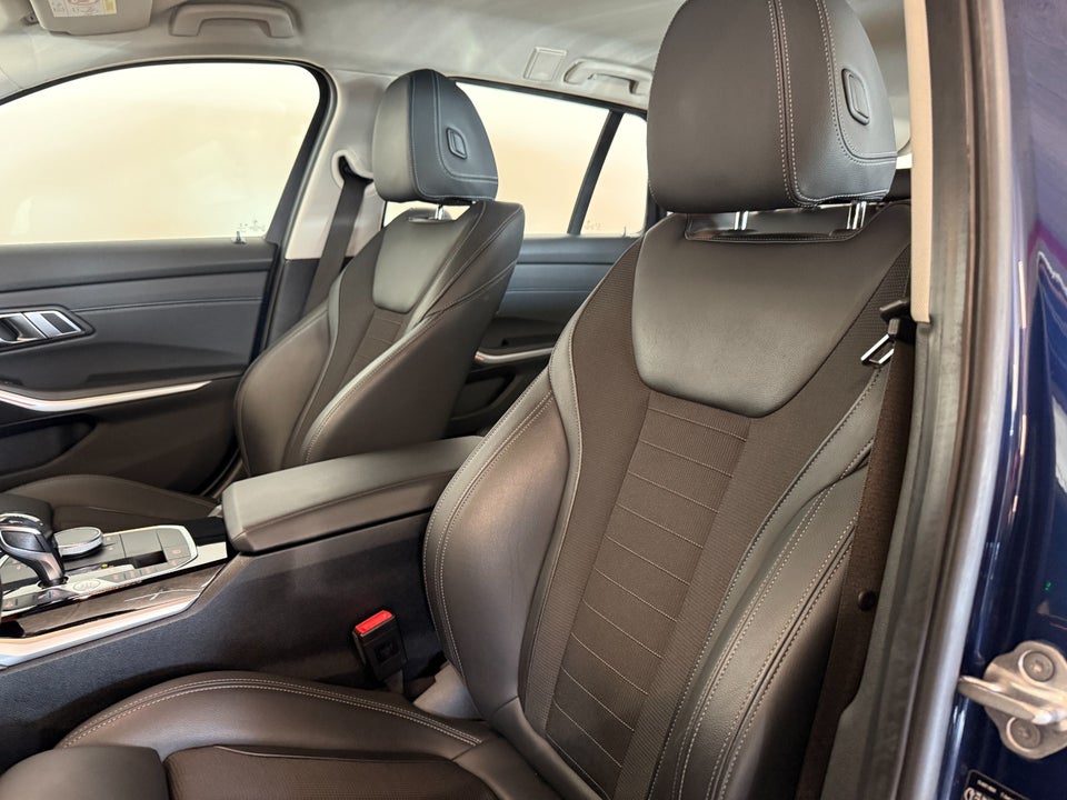 BMW 320i 2,0 Touring Sport Line aut. 5d