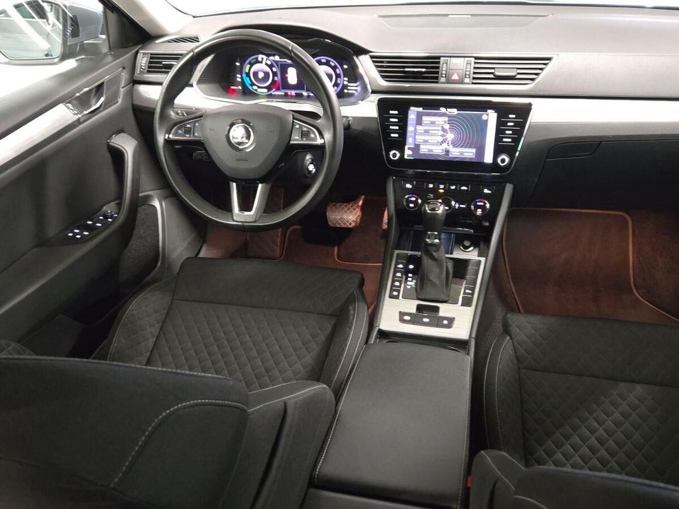 Skoda Superb 1,4 TSi iV Combi DSG 5d