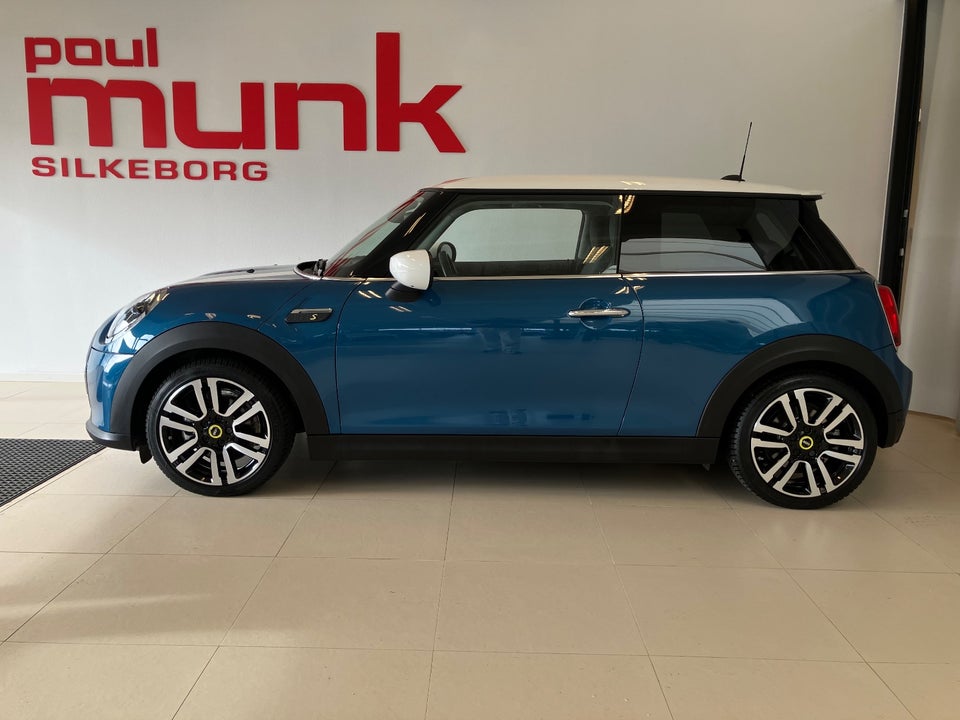 MINI Cooper SE Classic Trim 3d