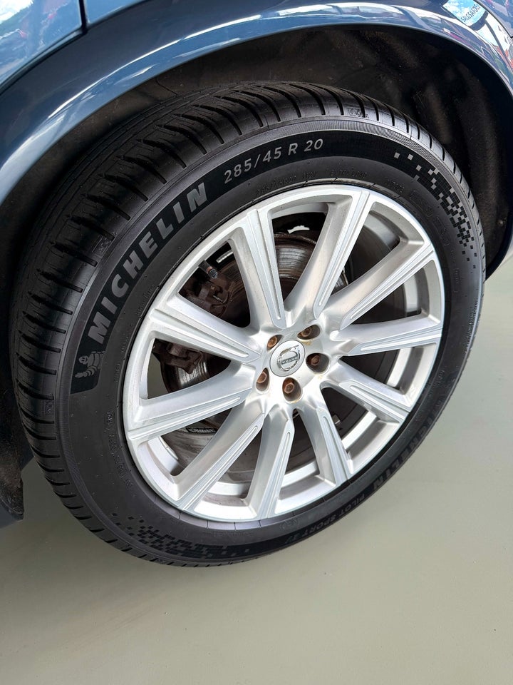 Volvo XC90 2,0 T8 407 Inscription aut. AWD 5d