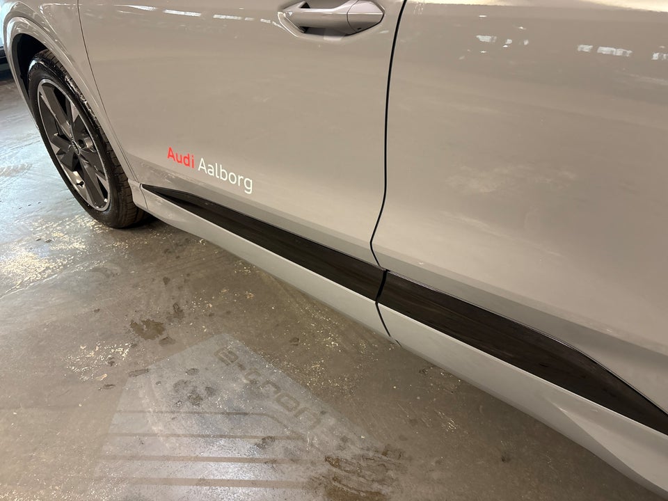 Audi Q4 e-tron 45 S-line Edition 5d