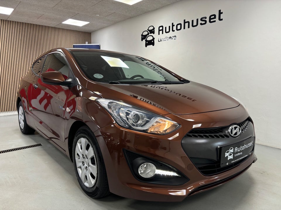 Hyundai i30 1,4 CVVT Comfort 3d