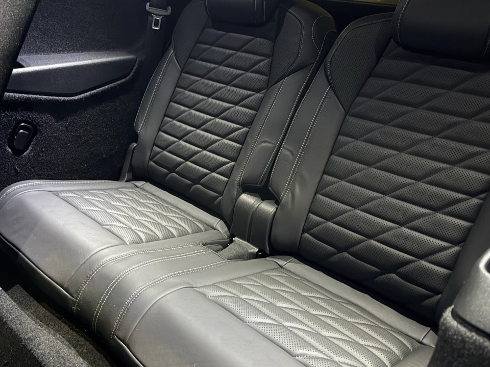 Peugeot e-5008 77 GT 7prs 5d