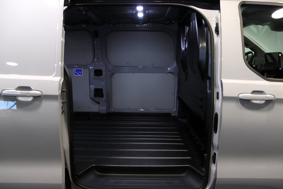 Ford E-Transit Custom 340L 64 Limited