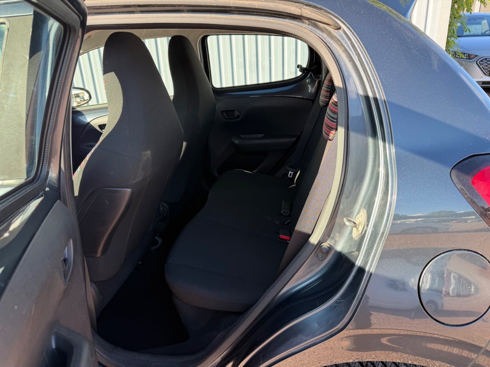 Citroën C1 1,2 PureTech Feel Complet 5d