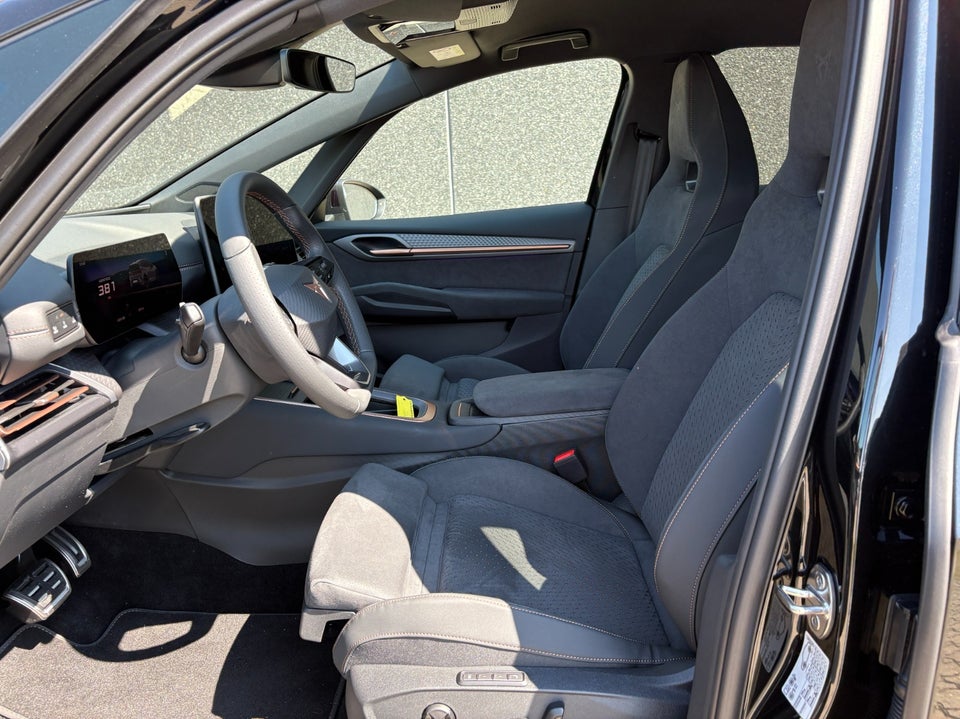 Cupra Born 58 Plus 5d