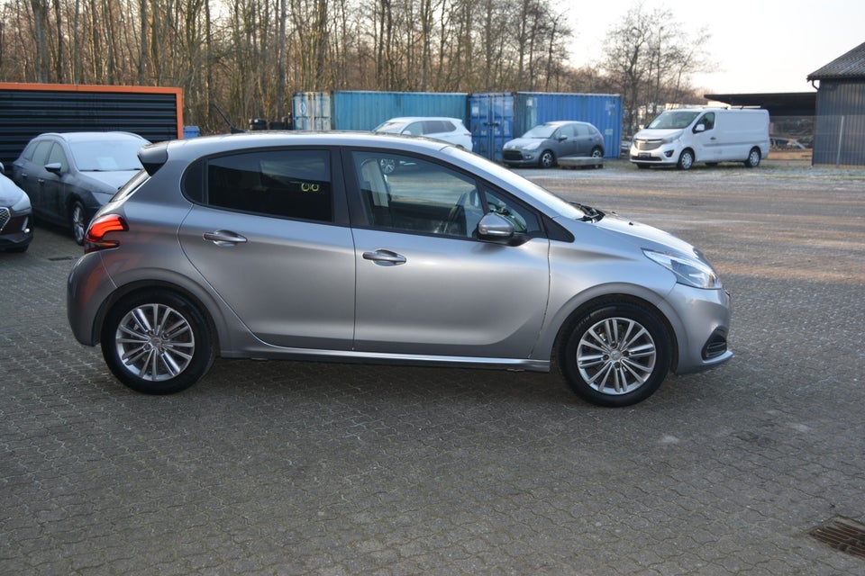 Peugeot 208 1,5 BlueHDi 100 Active+ 5d
