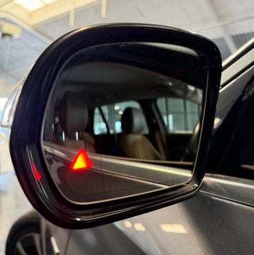 Mercedes E300 de 2020 — miniature 12