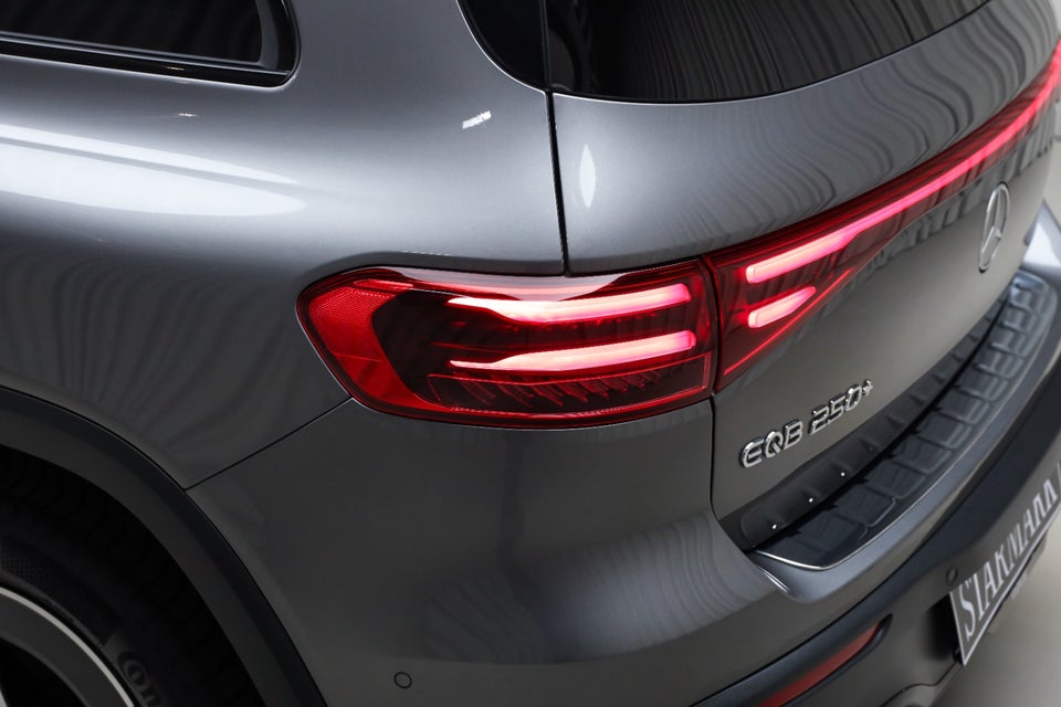 Mercedes EQB250+ AMG Premium 5d