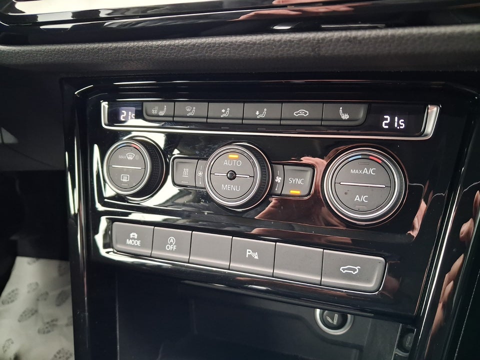 VW Touran 2,0 TDi 150 Highline DSG Van 5d