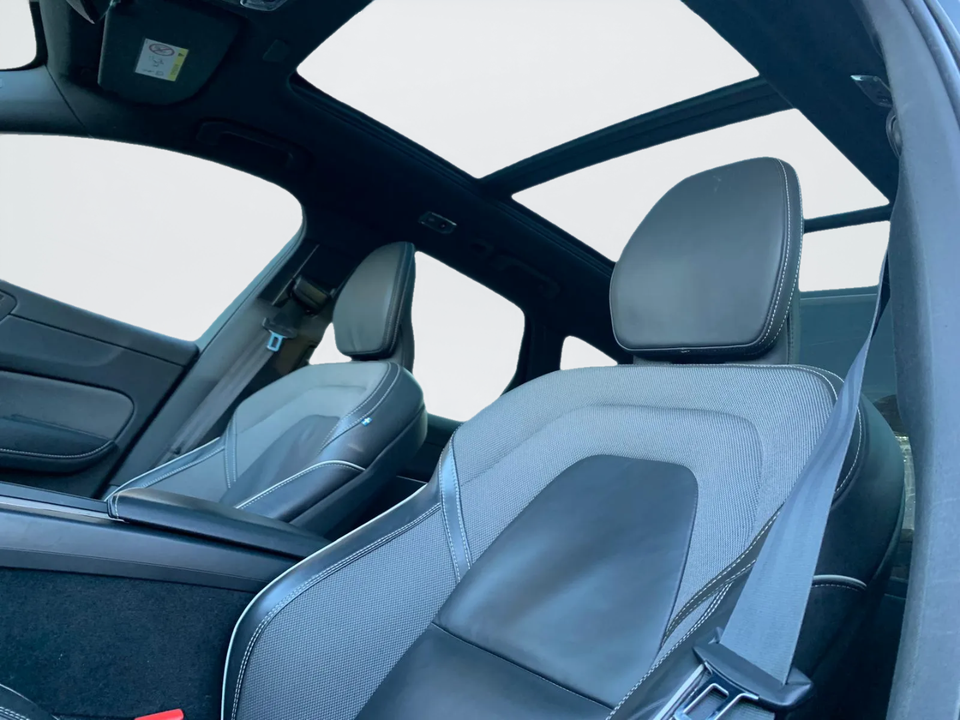 Volvo XC60 2,0 T6 ReCharge R-Design aut. AWD Van 5d