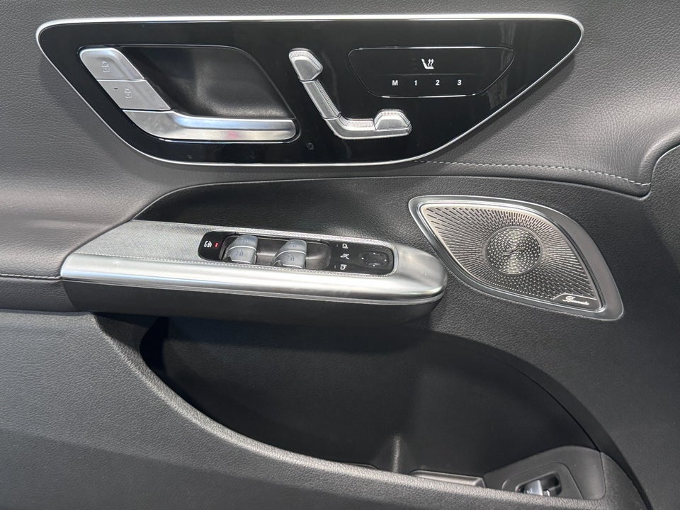 Mercedes EQE300 AMG Line Premium Plus 4d