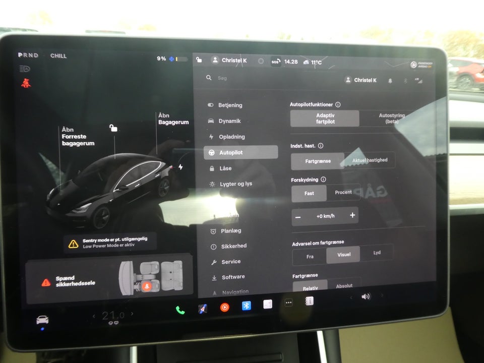 Tesla Model 3 Standard Range+ RWD 4d
