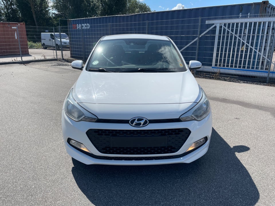 Hyundai i20 1,1 CRDi 75 Trend 5d