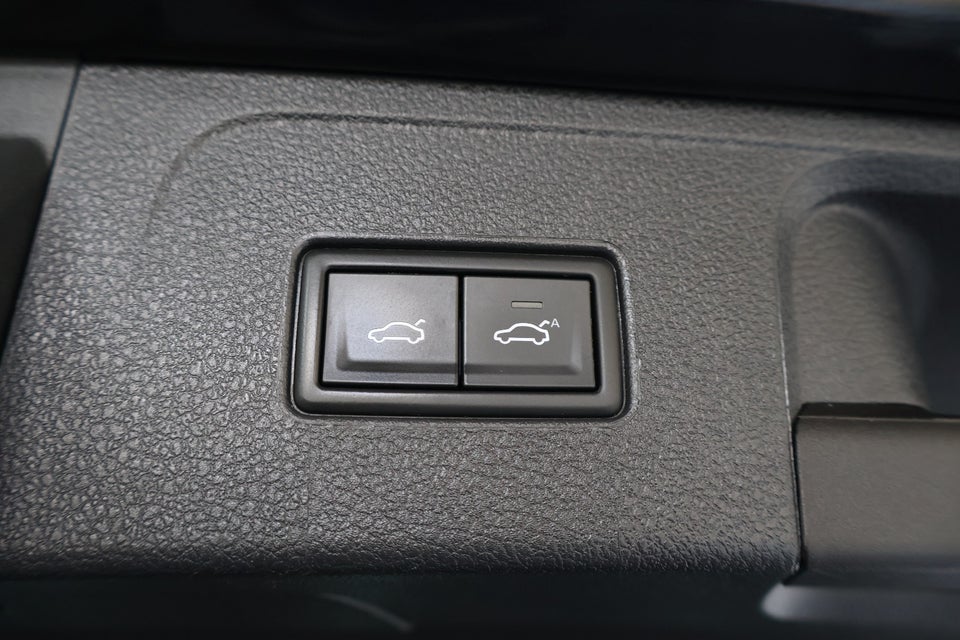 VW Passat 1,5 TSi 150 Elegance+ Variant DSG 5d