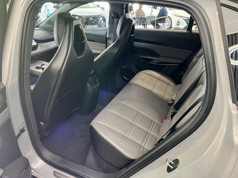 Hongqi EHS7 111 Exclusive 5d
