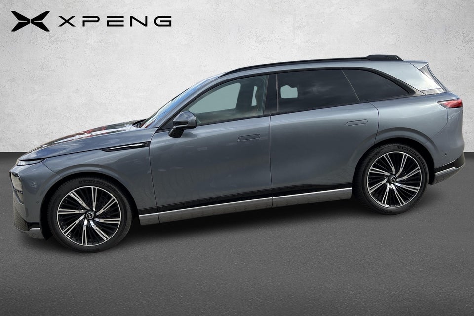 Xpeng G9 Performance 5d