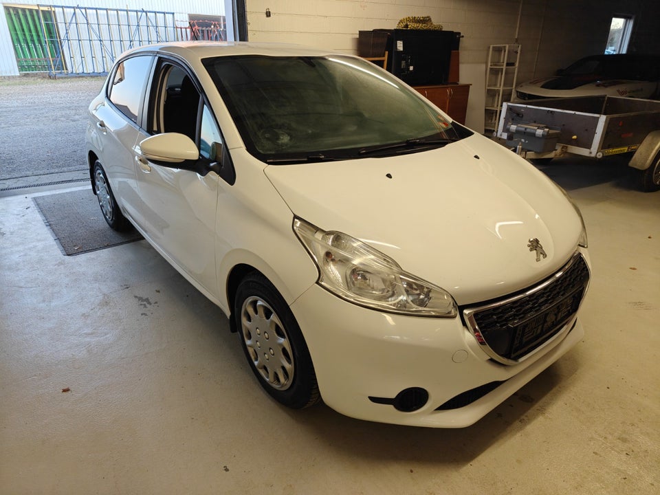 Peugeot 208 1,4 HDi 68 Active 5d