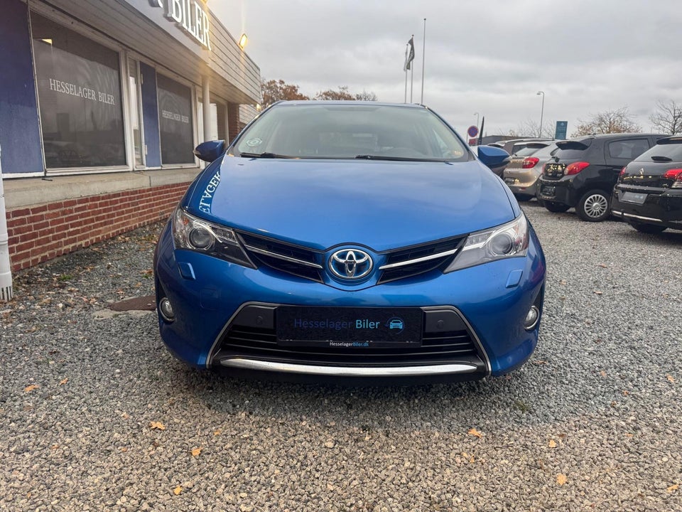 Toyota Auris 1,8 Hybrid H2 CVT 5d