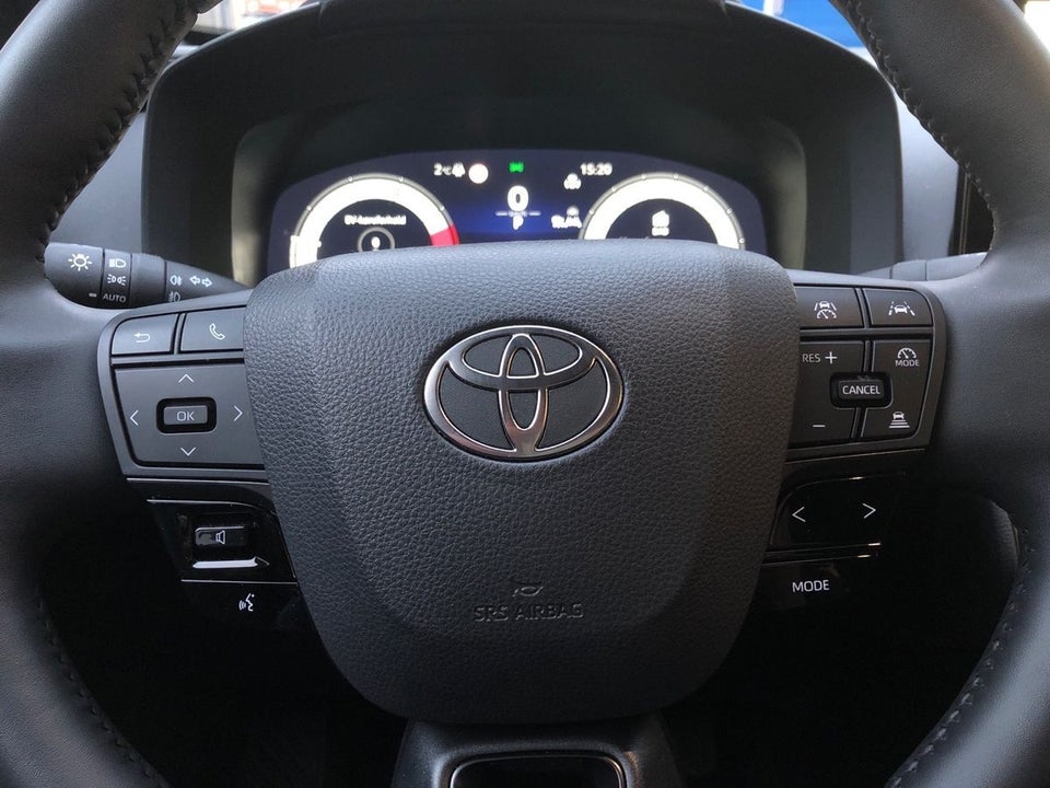 Toyota C-HR 1,8 Hybrid Style 5d