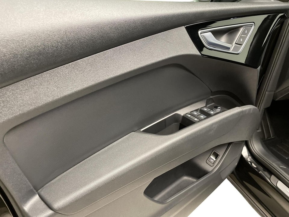 Audi Q4 e-tron 40 S-line Sportback 5d