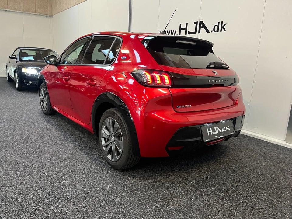 Peugeot e-208 50 Allure 5d