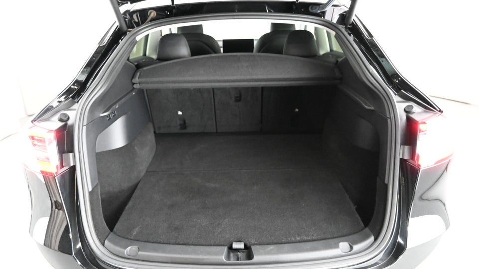 Tesla Model Y Long Range AWD 5d