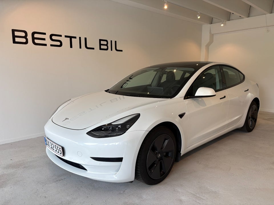 Tesla Model 3 RWD 4d