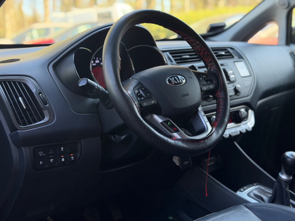 Kia Rio 1,2 CVVT Exclusive 5d