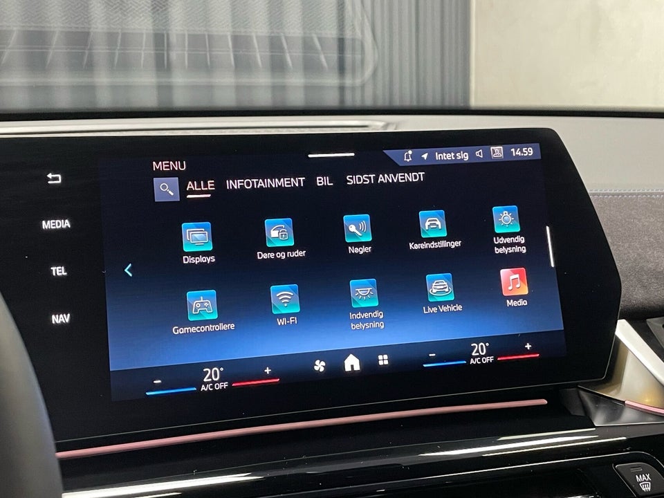 BMW iX2 eDrive20 M-Sport 5d