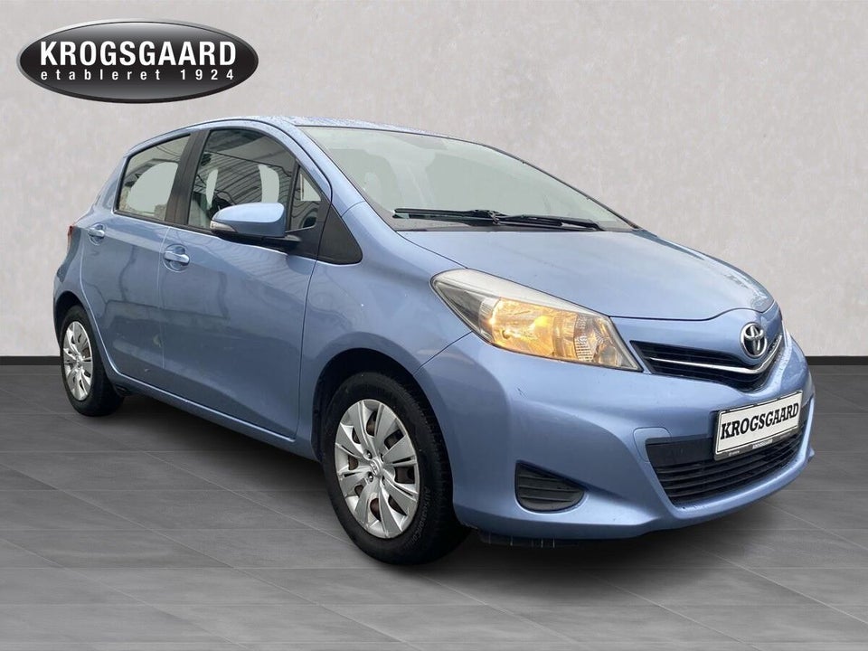 Toyota Yaris 1,3 VVT-i T2 5d