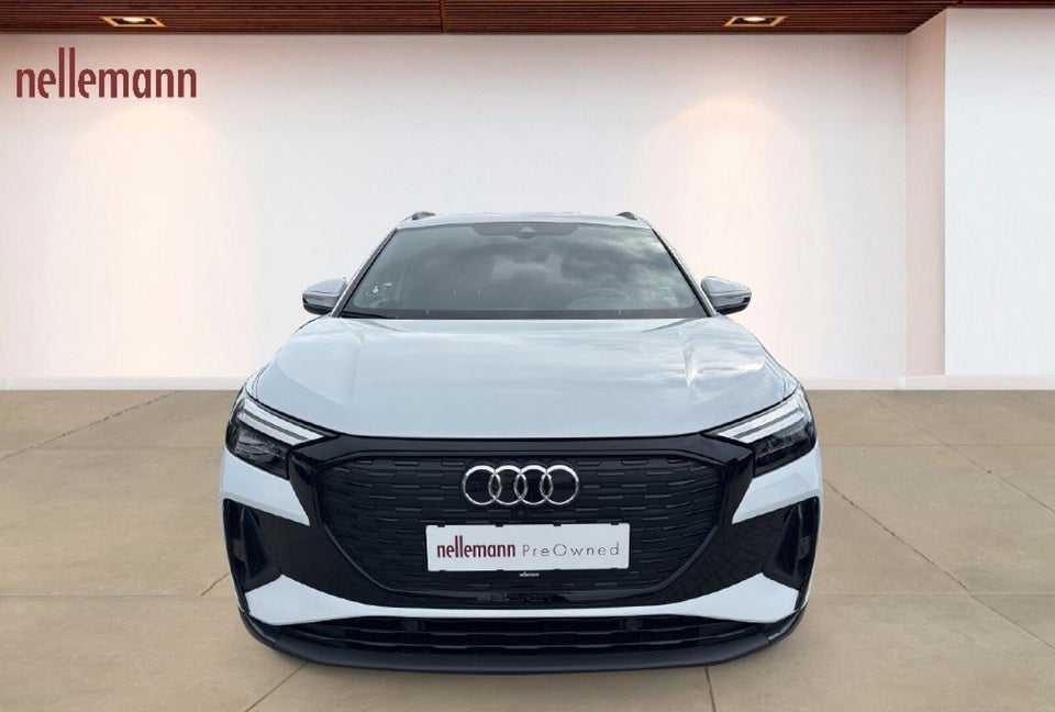 Audi Q4 e-tron 40 S-line 5d