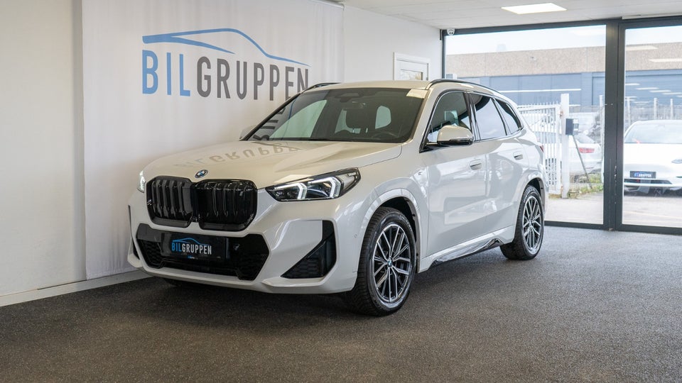 BMW iX1 xDrive30 M-Sport 5d