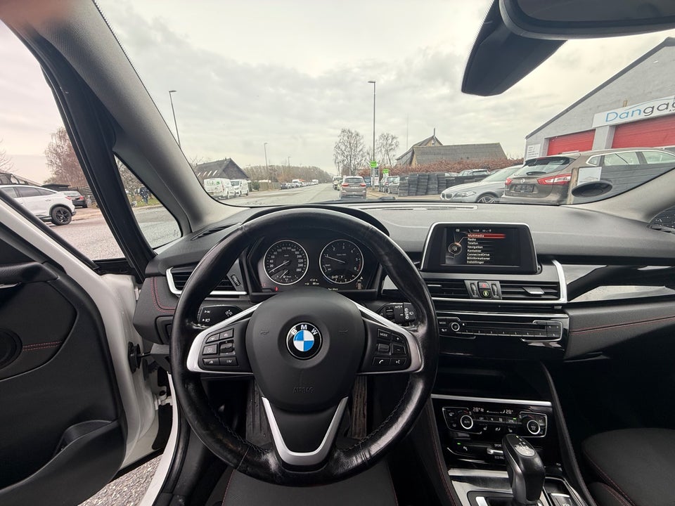 BMW 218d 2,0 Active Tourer Sport Line aut. 5d