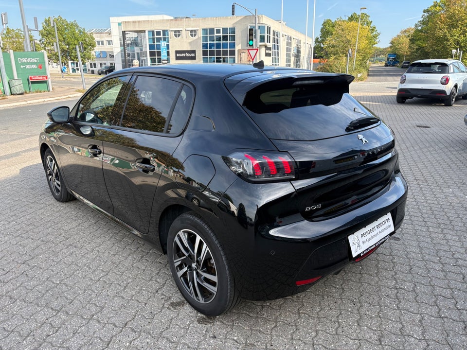 Peugeot 208 1,2 PureTech 100 Vision Sport EAT8 5d
