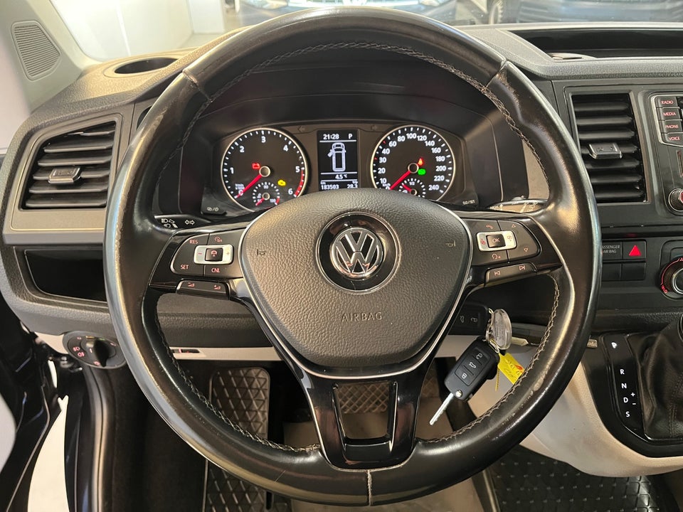 VW Transporter 2,0 TDi 204 Kassevogn DSG lang