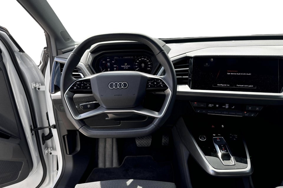 Audi Q4 e-tron 40 S-line 5d