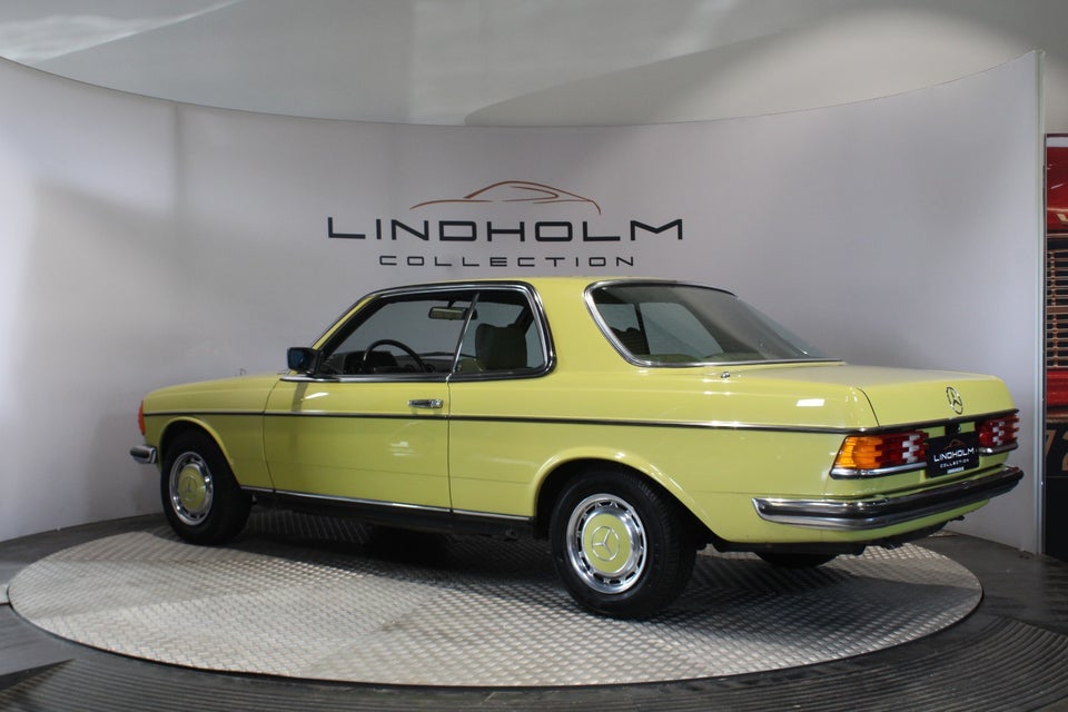 Mercedes 230 C 2,3 Coupé 2d