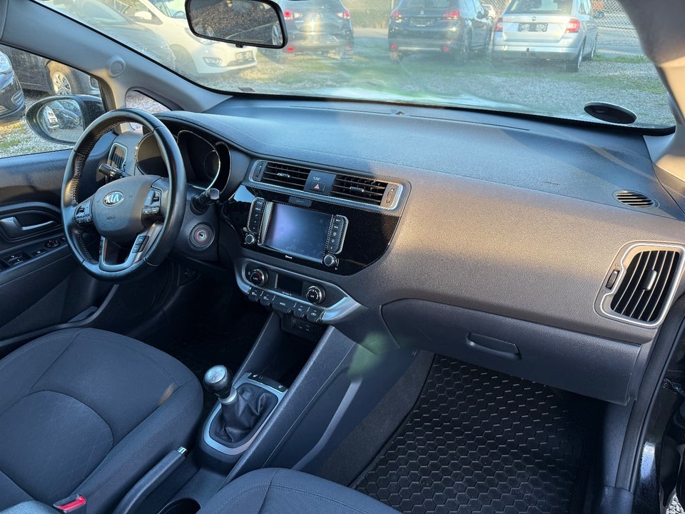 Kia Rio 1,2 CVVT Premium 5d