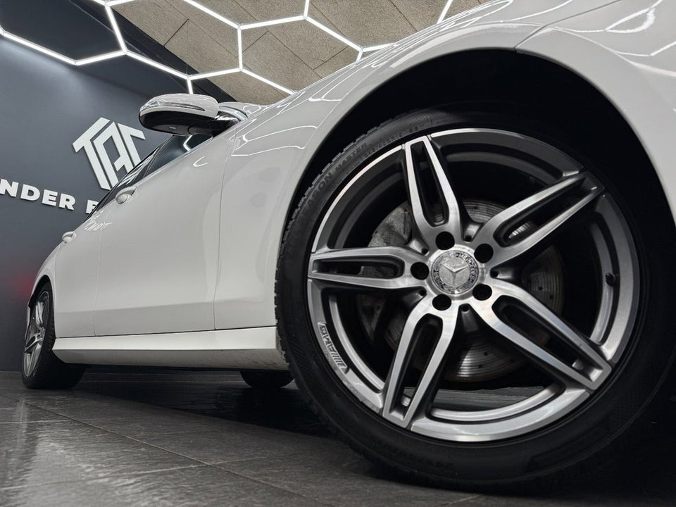 Mercedes E220 d 2,0 AMG Line stc. aut. 5d
