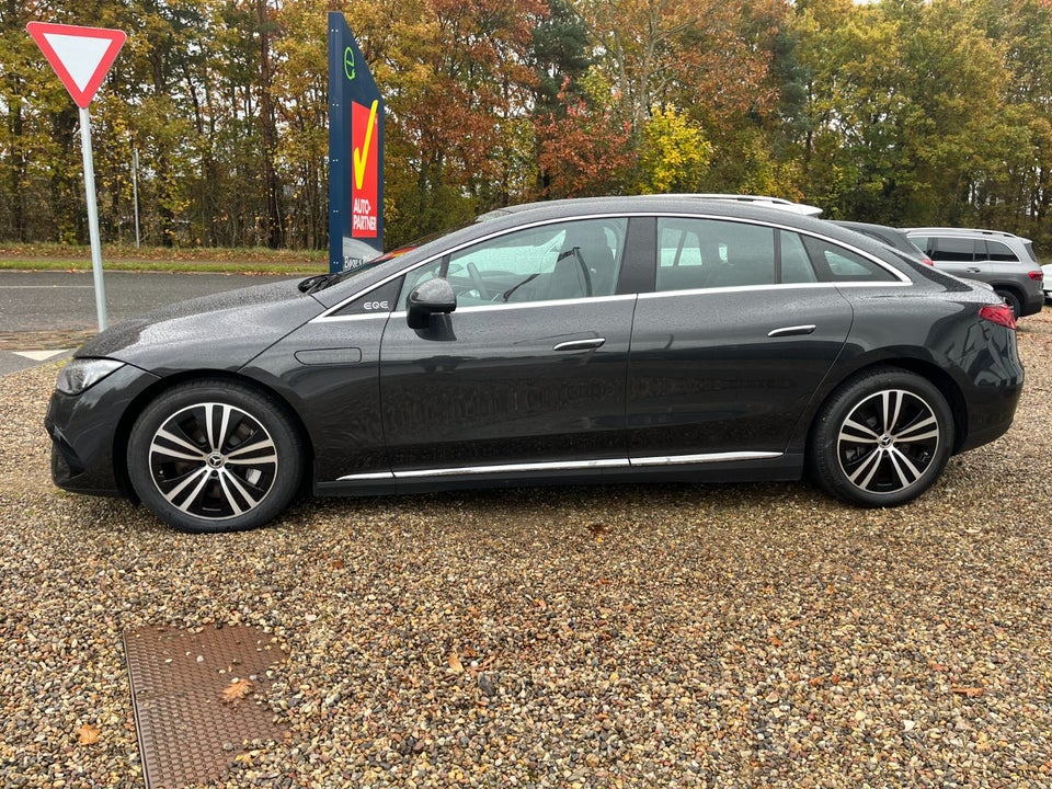 Mercedes EQE300 Electric Art 4d