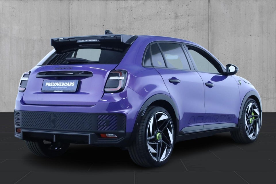 Abarth 600e Scorpionissima 5d